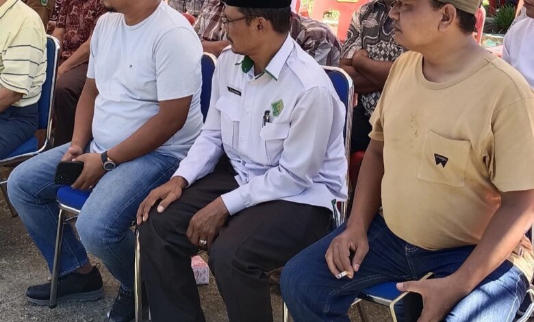 PELETAKAN BATU PERTAMA MUSHOLLAH ALKAUSAR SMA N3 PADANGSIDIMPUAN SEKJEN (WIB) SUMUT IKUT HADIR PELETAKAN BATU PERTAMA MUSHOLLAH ALKAUSAR SMA N3 PADANGSIDIMPUAN SEKJEN (WIB) SUMUT IKUT HADIR