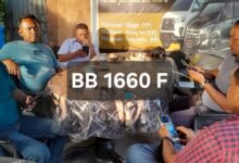 Warga padangsidimpuan Galang dana untuk Perbaikan Mobil Dinas Oknum Wakil ketua DPRD yang Terbengkalai