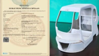 Lapas Kelas ll B Padangsidimpuan Terima Hak Cipta Kerajinan Miniatur Becak Vespa Dari kanwil Hukum Sumatra Utara