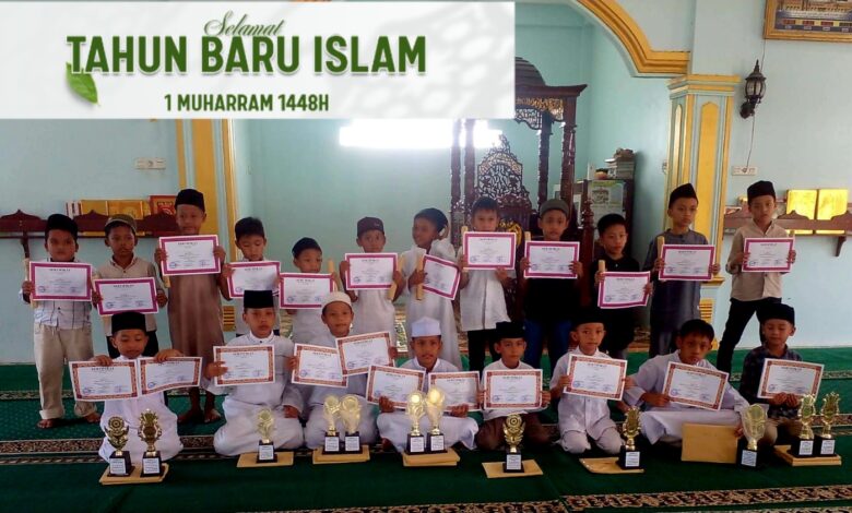 Peringatan 1 MUHARRAM 1448H. Ustad Partahian Pakpahaan LC, Membuat Perlobaan Tahfizd, Di Lik.8 kelurahan Aektampang Peringatan 1 MUHARRAM 1448H. Ustad Partahian Pakpahaan LC, Membuat Perlobaan Tahfizd, Di Lik.8 kelurahan Aektampang